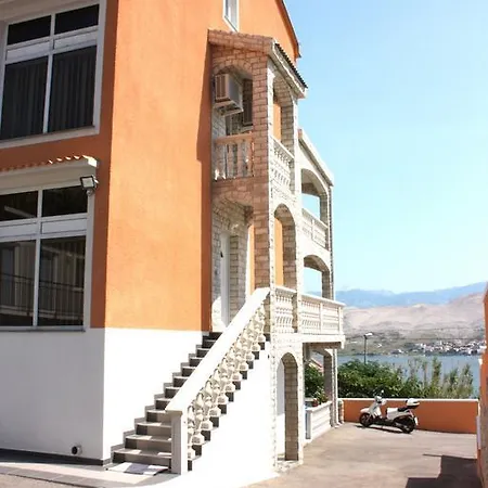 Anastazija *